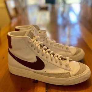 Nike Men's  Blazers Mid '77 Vintage Shoes Size 9
